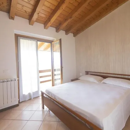 Apartment La Terrazza - Your Home Roe